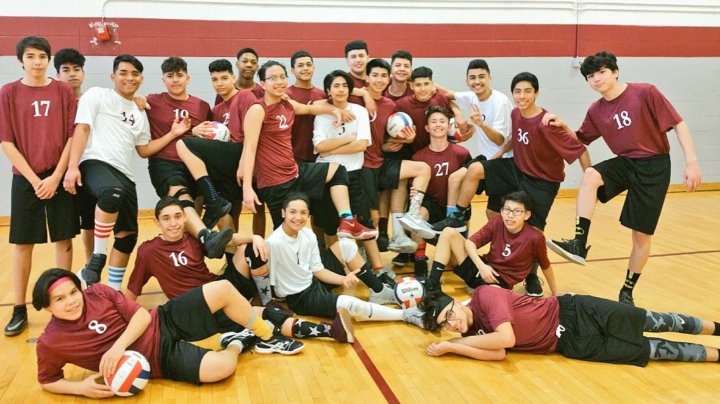mayeliux1's tweet photo. Freshman Boys Volleyball Teams helping bring awareness, support, and #appreciation for people with #downsyndrome - wearing mismatched socks reminds us to celebrate #uniqueness in EVERY individual. 
#mostloving #march21 #trisomy21 
#mortonpride @MortonBoysVB @Mortonathletics https://t.co/Yk80ZpMRPU