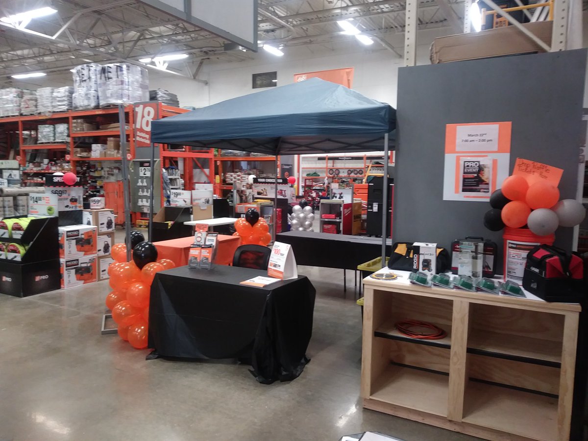 pt_bfloborn's tweet photo. Look out 165...6951(The Mighty Sun City Center) is ready for an awesome Pro Appreciation Event.
@HD_TonyD @marcialrod165 @marlaina_smith @thd_alex 
@SunCity_6951 https://t.co/yWvJuazsBr