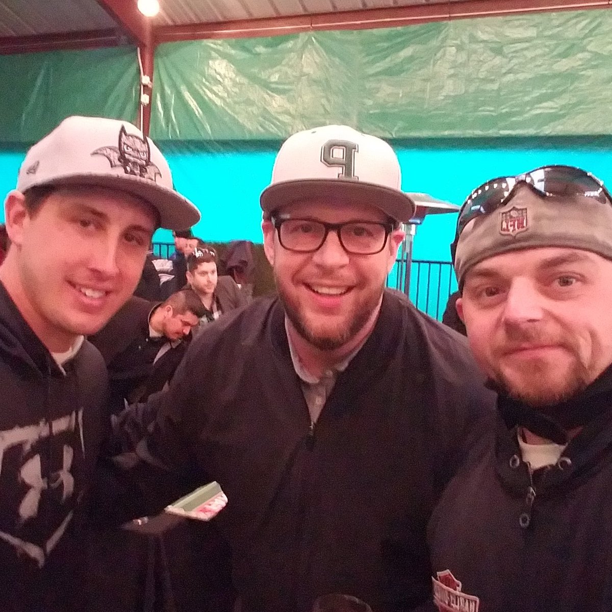 AustinRothschil's tweet photo. Sup big homie? You and @SkinWade keep doing what you're doing, because it goes further than you think, in regards to the lives of your listeners. My family has suffered from a catastrophe recently, which we will get through eventually. The laughs are so very needed 👊💯@BenRogers https://t.co/TcplkbcYrN