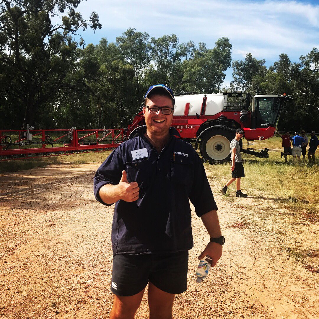 HarrisonFarming's tweet photo. Microwave technology, drones and robotics all at @AgTeCH18 yesterday. Well done to the @mungindicrop for hosting 250 people from far and wide. Great day! https://t.co/2hhVZrGSyd