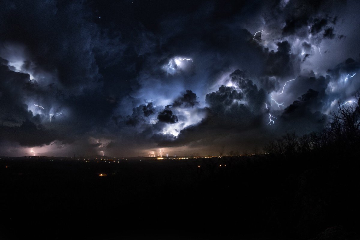 spann's tweet photo. Composite shot of the lightning over Jacksonville Monday night… photo from Mark Wingfield https://t.co/dWin8CJfCi