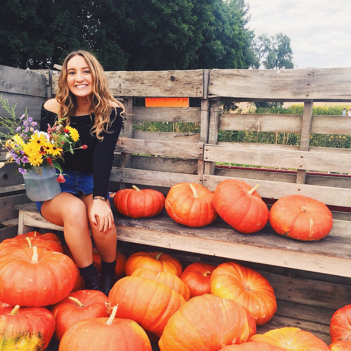 Meet Jess Daher, our Expereince Lead (all things fun🎉) for the WSU/Whitman County Relay! She relays for her grandmother, grandfather, and two of her friends💜 Come see how you can join Jess &amp; all the CAC members on Wednesdays @ 6 in CUE 219🎉❤️