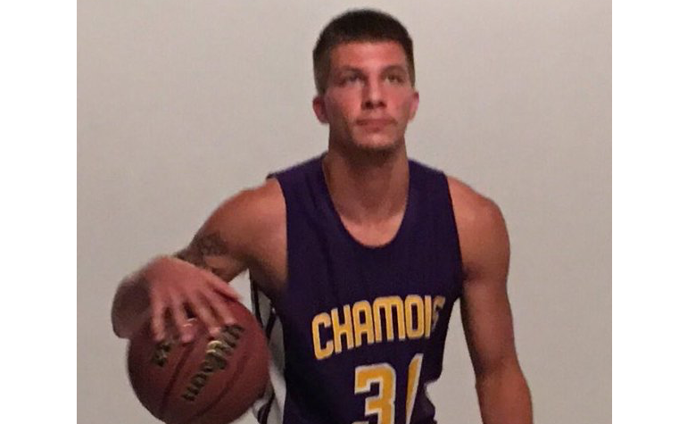 PrepHoopsMO's tweet photo. Prospect Watch: Aaron Brandt (2018) https://t.co/g3ARASxdlG https://t.co/p1150hn8G7