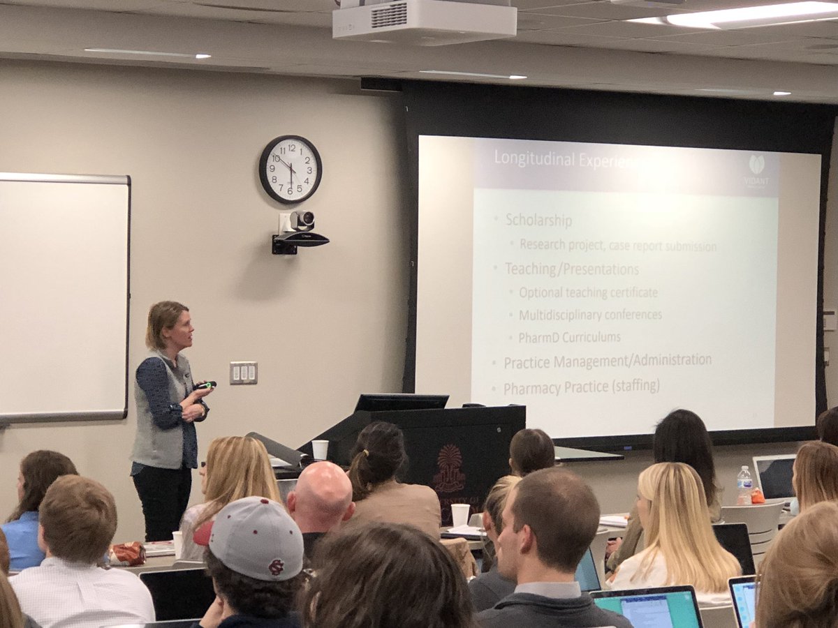 julie_justo's tweet photo. @Vidant_Health CC PGY2 RPD @aprilmillerrx providing insight into specialty residency training as part of our Roadmap to Residency Series! #timetotakenotes ๐ป๐๐ค๐@UofSCPharm @BBookstaver_USC https://t.co/oFivbzOl60