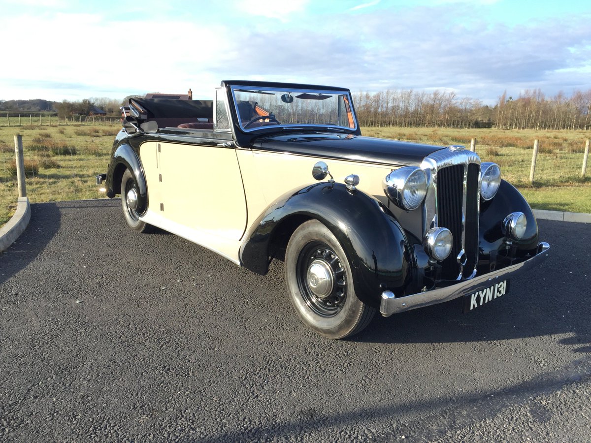 VSLclassics's tweet photo. 1949 Daimler DB18 Drop Head Coupe For Sale. Very rare and very pretty. https://t.co/cYSoIR0kni @JDHTCollection @JaguarOwners @JaguarPics @CarAndClassic @AutoCherish @jaguarcarclub #Convertible #classiccars @CCFS #Daimler https://t.co/43ui4qqyxE