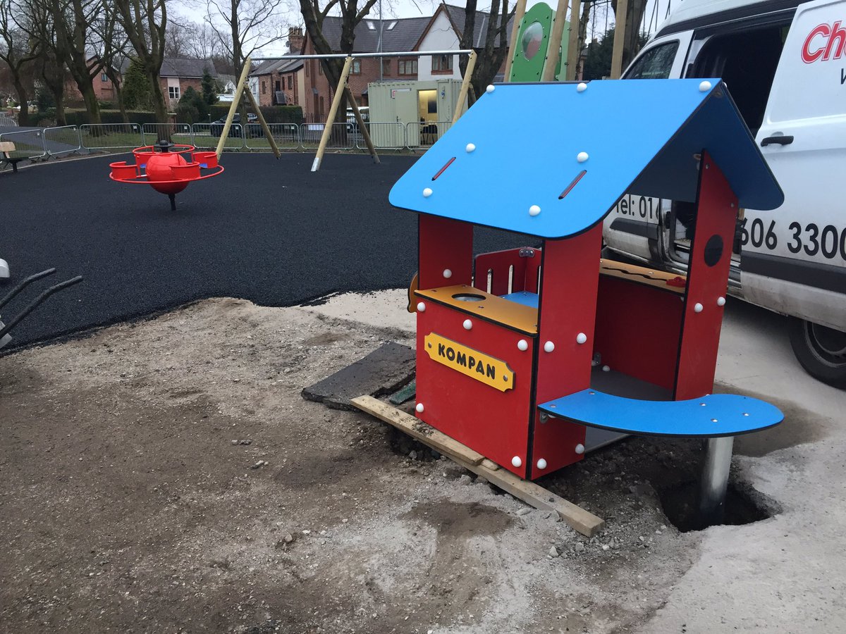 RoeGreenPark's tweet photo. @RoeGreenPark is looking great! and looking like it will be ready for Easter! 🐣 https://t.co/zTCBvb3swF