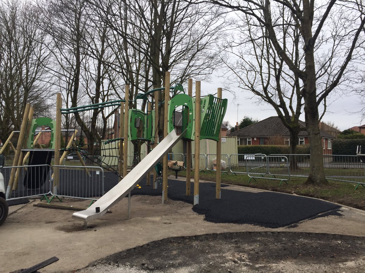 RoeGreenPark's tweet photo. @RoeGreenPark is looking great! and looking like it will be ready for Easter! 🐣 https://t.co/zTCBvb3swF
