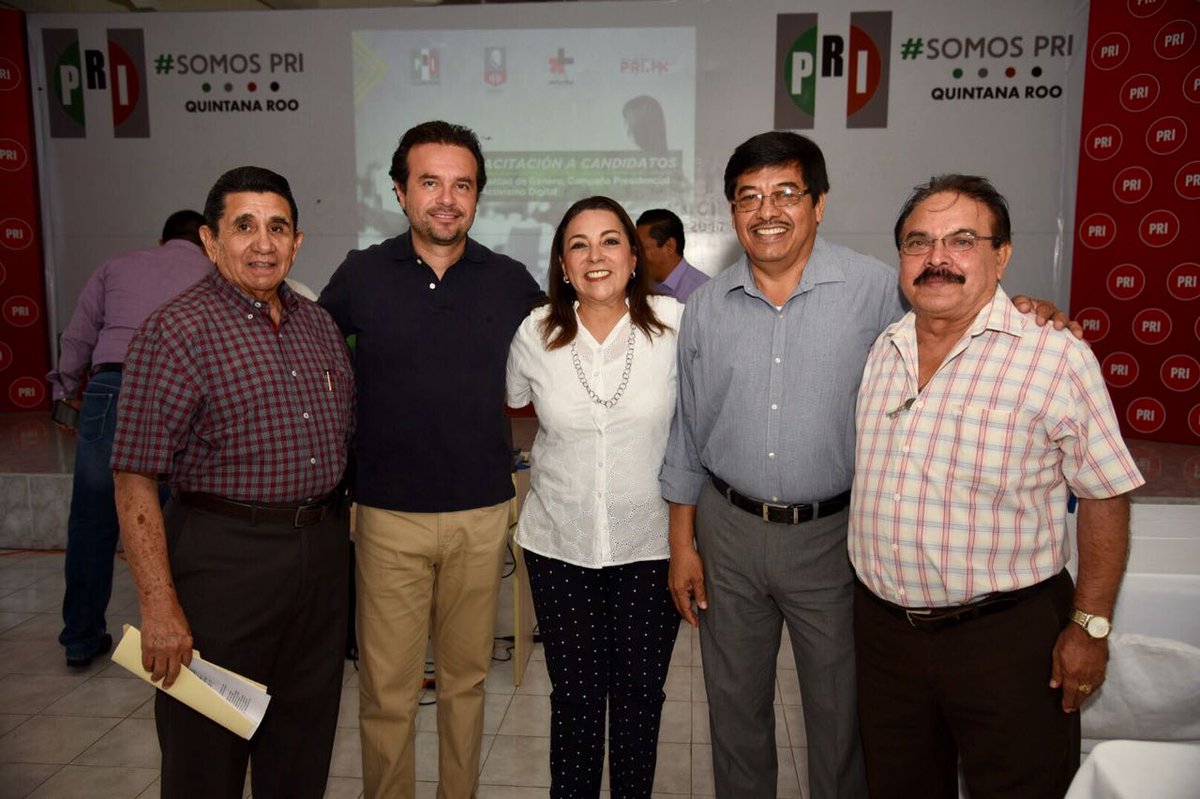 coraamaliacm's tweet photo. Asistí al taller sobre igualdad de género, campaña presidencial y estrategia digital, impartido a las candidatas y candidatos del @PRI_QROO https://t.co/lZHJUByasN