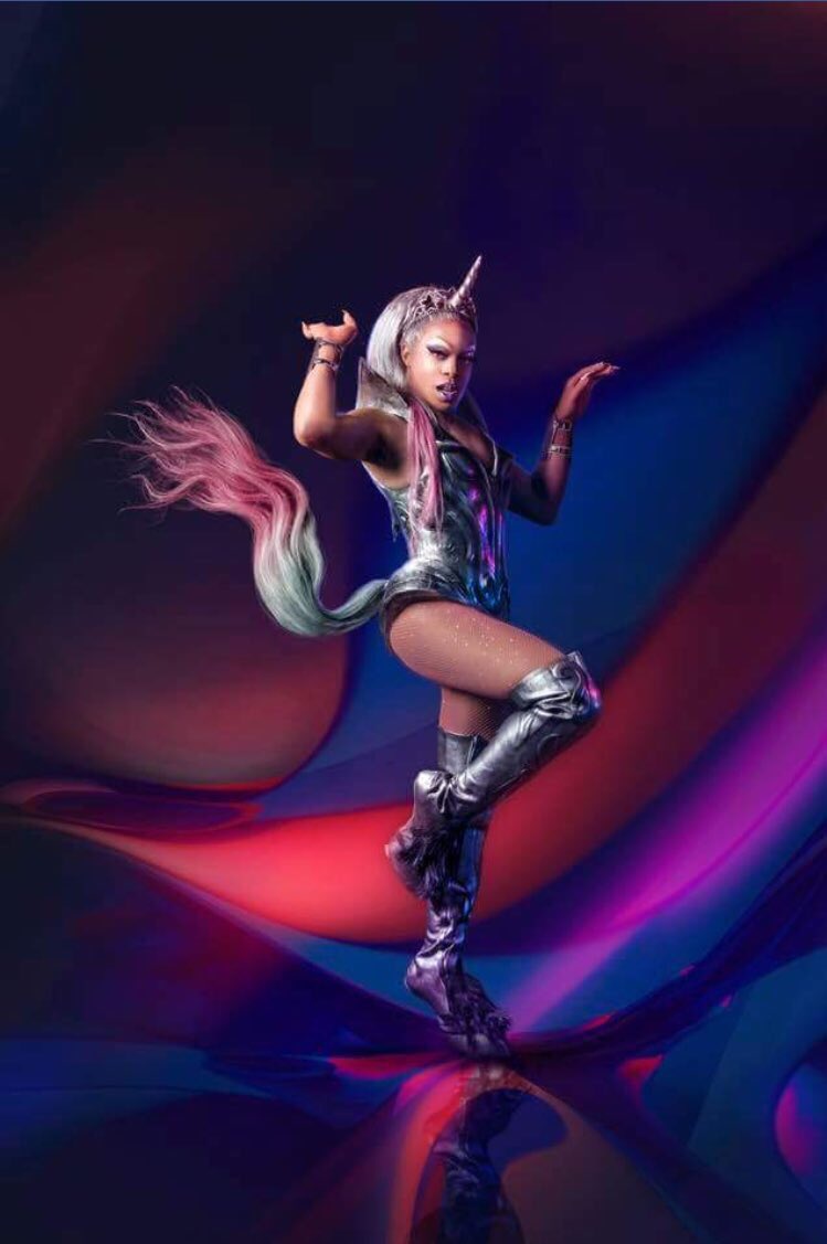 AEGPresentsDet's tweet photo. .@todrick has a new video featuring the legendary RuPaul debuting tomorrow!
Catch Todrick on the Forbidden Tour at @majesticdetroit April 18. https://t.co/zibR6sa860