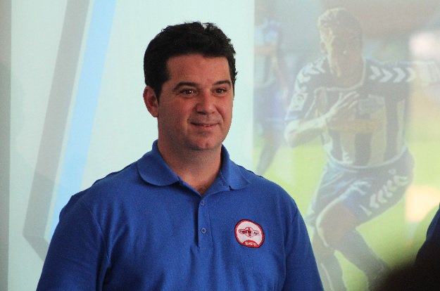 FESAELSALVADOR's tweet photo. Fue una grata experiencia contar con la visita de @aagulla_espn, de @ESPN_FDJ, el martes 20 de marzo en las instalaciones del Centro del Deportista Integral #FESA #SantaTecla
#FDJENELSALVADOR https://t.co/vm6S9sRcs6
