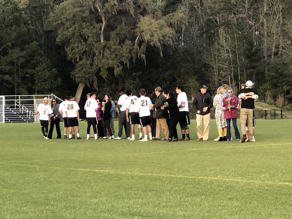 DebiMcNeal's tweet photo. Senior night at @RHHSLacrosse ‼️ What a great group of student athletes. #RHHSCO18 #BTH 
🌟📚 🎓 💛🍑🇺🇸🥅 https://t.co/0gO59KgVt6