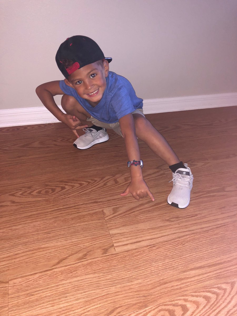 IAmBCuello's tweet image. Oh god 😍😍 Liam, what am I going to do with you??? #ModelInTheMaking #modellife 😂😂