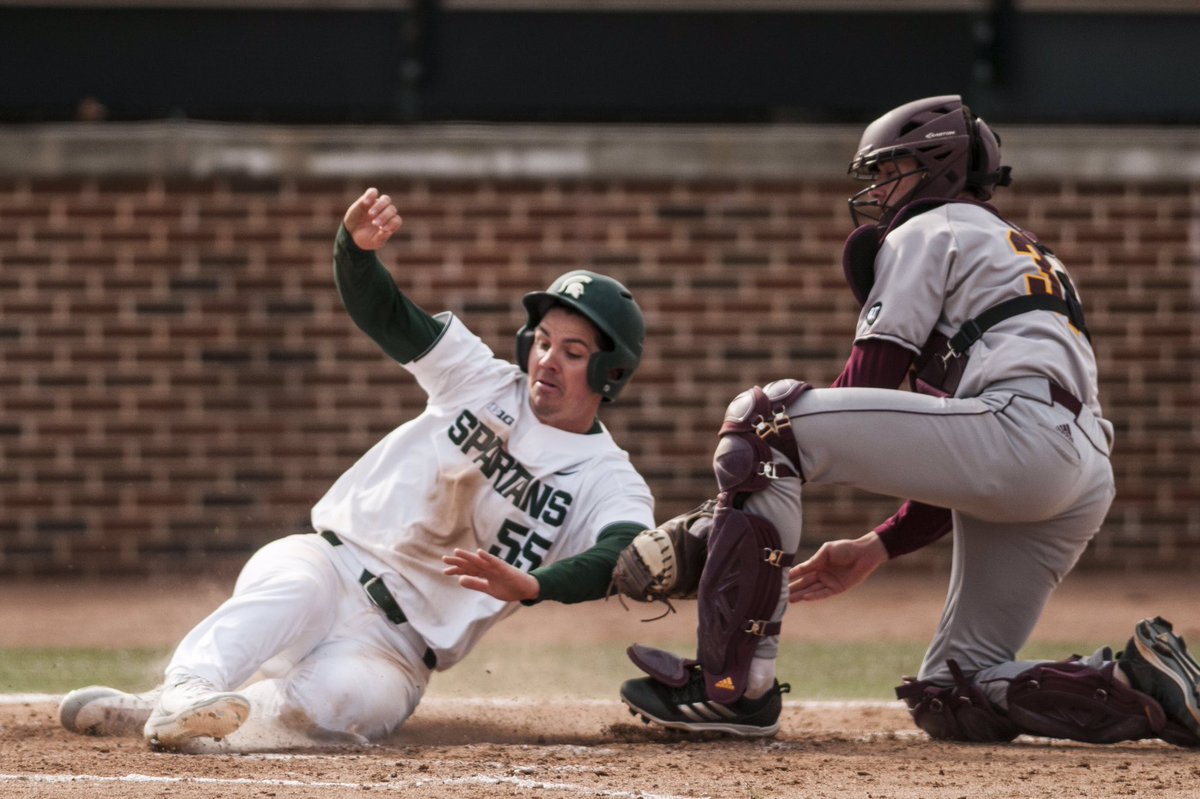 cj_weiss's tweet photo. Baseball final: CMU 3, MSU 1. Here are some pics of today's match up, see full gallery here: https://t.co/NmxvoogmCe @thesnews https://t.co/RwTbcEwbmJ