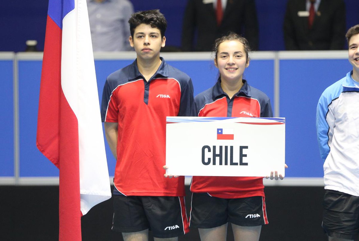 MindepChile's tweet photo. Inauguración del Sudamericano Infantil y Juvenil de Tenis de Mesa 🏓 en el Centro de Entrenamiento Olímpico (CEO). Asiste a alentar a los 32 deportistas chilenos que compiten ¡Ellos necesitan tu apoyo! Del 21 al 25 de marzo / ENTRADA GRATUITA! Acá + info: https://t.co/KrQyBzhFqp https://t.co/0arUhyIjAZ