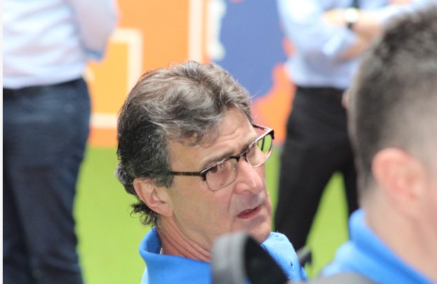 FESAELSALVADOR's tweet photo. Para la familia #FESA fue un honor contar con la visita del campeón mundial en 1978, @ESPNMarioKempes. Gracias por compartir con nosotros en el Centro del Deportista Integral #SantaTecla. Muchos saludos y éxitos siempre.
#FDJENELSALVADOR https://t.co/1QeGj8GSxO