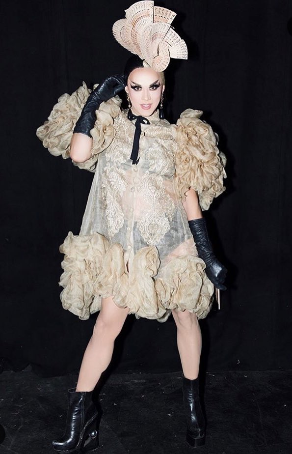gagasfroots's tweet photo. Literally my favourite queen of all time. Work @manilaluzon #RPDR https://t.co/QjV5nlgt3Y