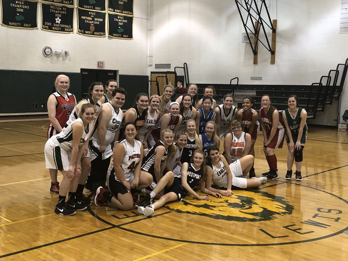 Section7Sports's tweet photo. Thank you MVAC Senior Girls Basketball Players!!! #Section7hoops https://t.co/abLXlyALpu