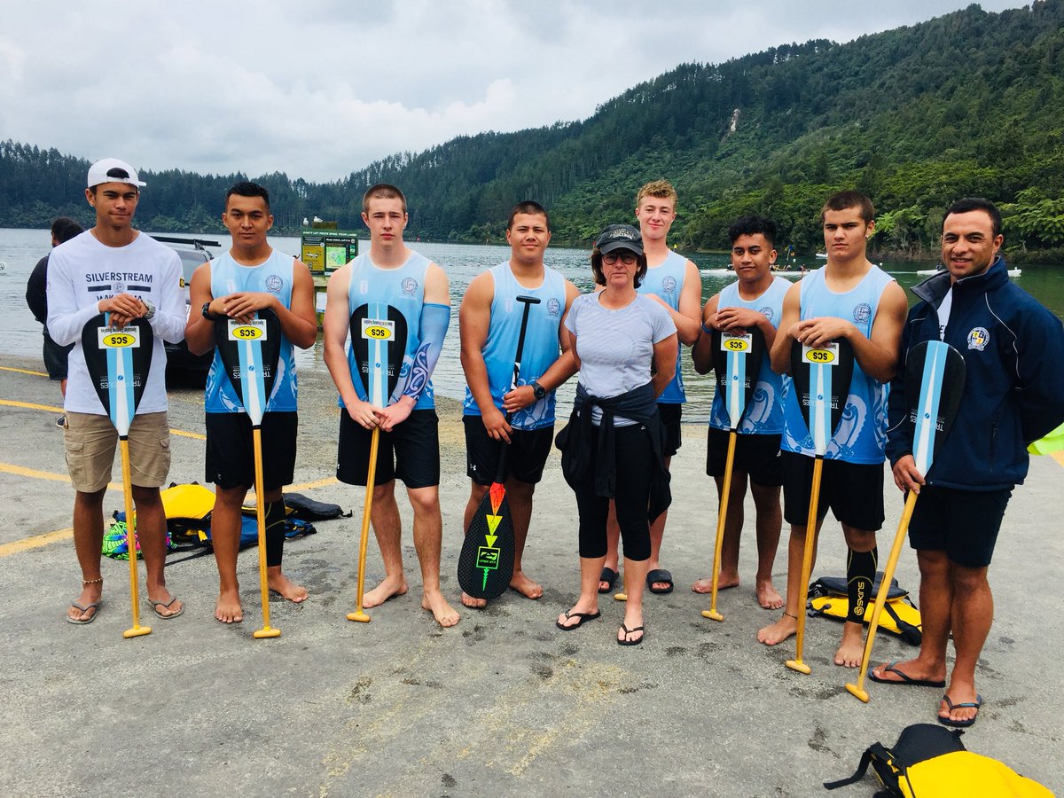 2TAPU's tweet photo. Our boys got a pep talk from a Dame at Wakas on Lake Tikitapu (and won their race lol) #wakaama #sectarefidem #silverstream https://t.co/EHbEgONmov
