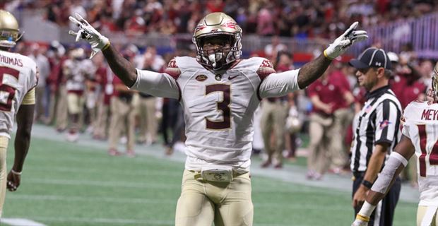 Rollicking_R8R's tweet photo. Don't let Ndamukong Suh not signing distract you from the fact that we still have a chance to draft @derwinjames6 at 10. #Raiders #TeamDerwin https://t.co/SDzeoDks5F