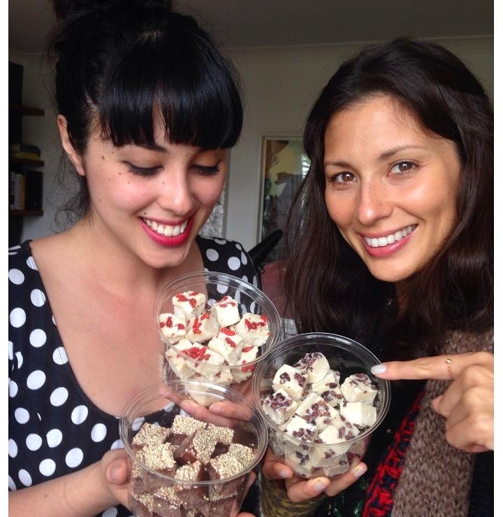 HemsleyHemsley's tweet photo. Who’s tried our Tahini Fridge Fudge? So good and you can make it with lots of different topping variations. Make it during your #SundayCookOff this weekend and enjoy all week. Recipe on p287 of #GoodAndSimple https://t.co/VE8BrrZdxO