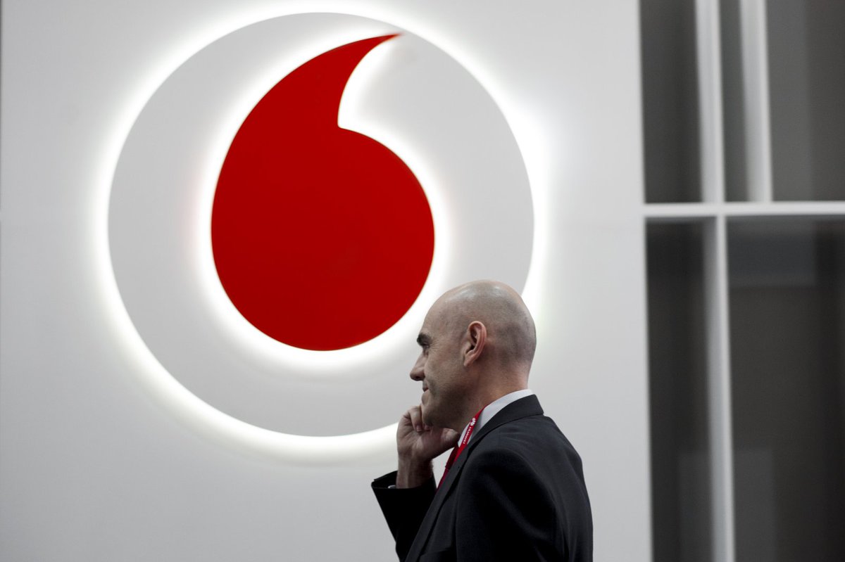 TripleMindPT's tweet photo. O @VodafoneGroup anunciou a criação do programa “What will you be?”, que até 2022 vai ajudar até 10 milhões de jovens a desenvolverem as suas competências digitais, facilitando a procura de emprego.

Saiba mais em https://t.co/iOnJ9ZLMKi

#TripleMind #SharingKnowledge #Vodafone https://t.co/0Wt8fqypbF