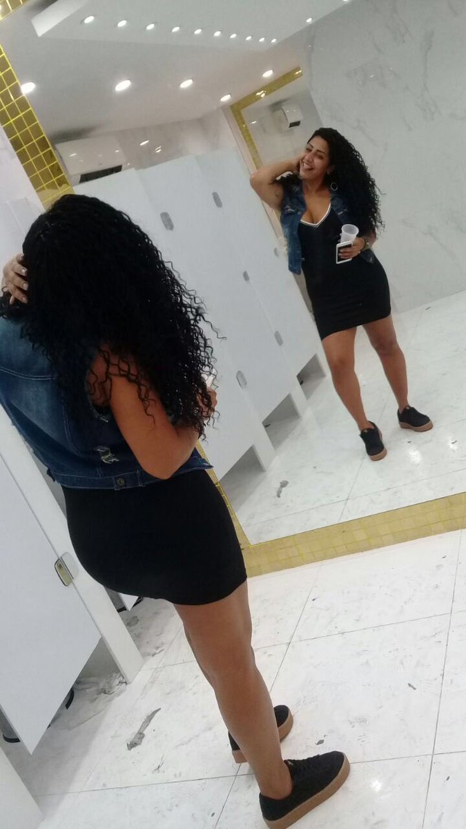 RabeloJuu's tweet photo. Sobre Domingo #Perfeitoooooo #QueroMais 🤣😌🍀 https://t.co/VftBosiewz