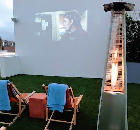 It's a move night kind of night. 

luxehotels.com/rodeodrive/

#luxehotels #rodeodrive #rooftop360