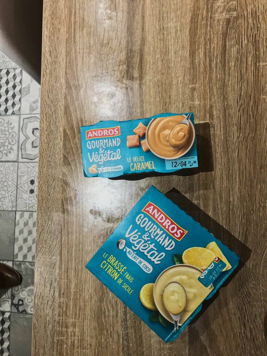 LeslieCda's tweet photo. 100% Vegan, lait d’amande et lait de coco, crémeux et goutu on adore!  @sampleo
#AndrosGourmandEtVegetal
#dessert #gourmand https://t.co/e4Q3bAtyNV