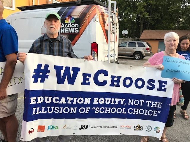 MEandBobbyGGG's tweet image. #WeChoose a Sec. of Ed who represents the over 95% of children who attend public school.  Time 2 #DumpDevos   buff.ly/2pvBY3H @SOSMarch @J4J_USA @RacialJsticeNow @DignityinSchool  @ReclaimOurSchls