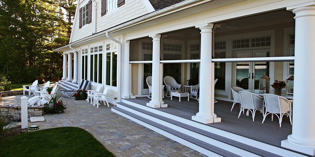 phantom_screens's tweet photo. While created with family in mind, this home is also perfect for entertaining large groups, and intimate enough for a couple who wish to enjoy peace and relaxation - all while enjoying the spectacular views of Lake Michigan. #DesignSeries https://t.co/7RIYHNLBik https://t.co/1rcDBd4JxD