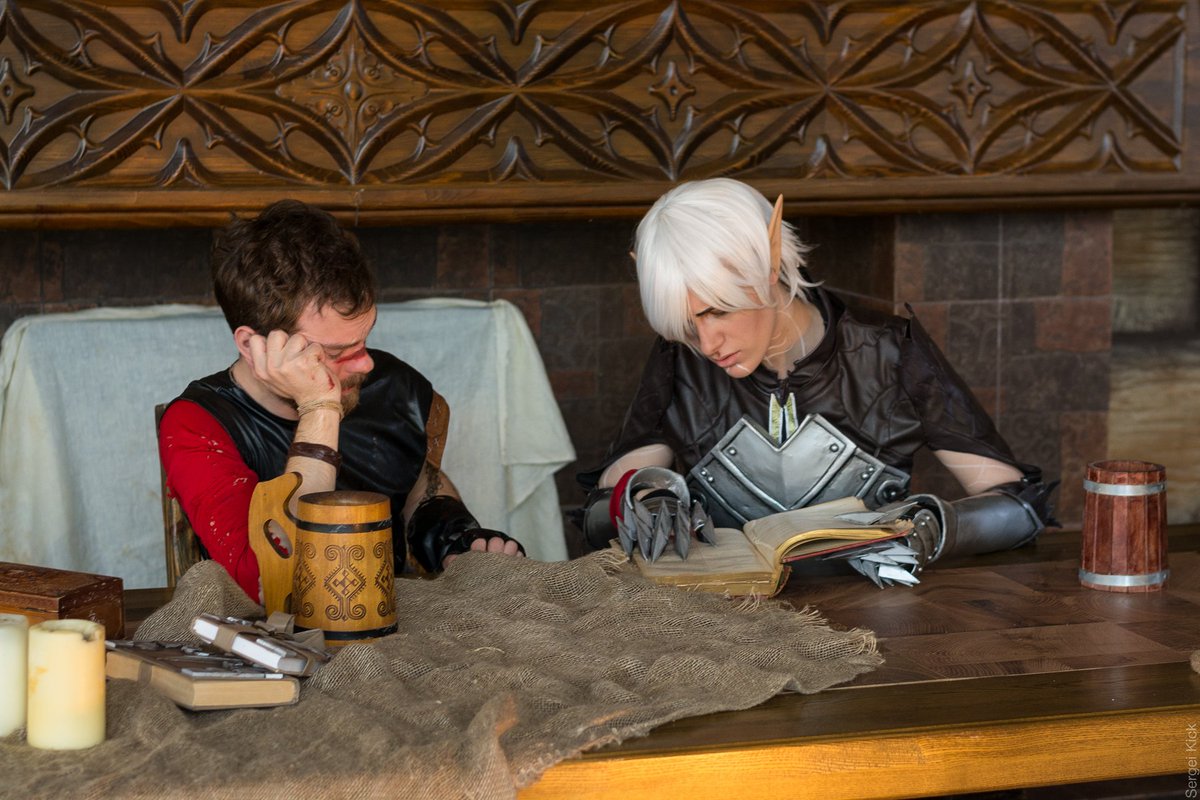 📷 One of the shooting days.
Main characters: Garret Hawke, Anders, Fenris.

Full album - facebook.com/pg/DragonAgeUn…
Support us - igg.me/at/DragonAgeUn…

#dragonage #cosplay #UntoldStoriesofThedas
