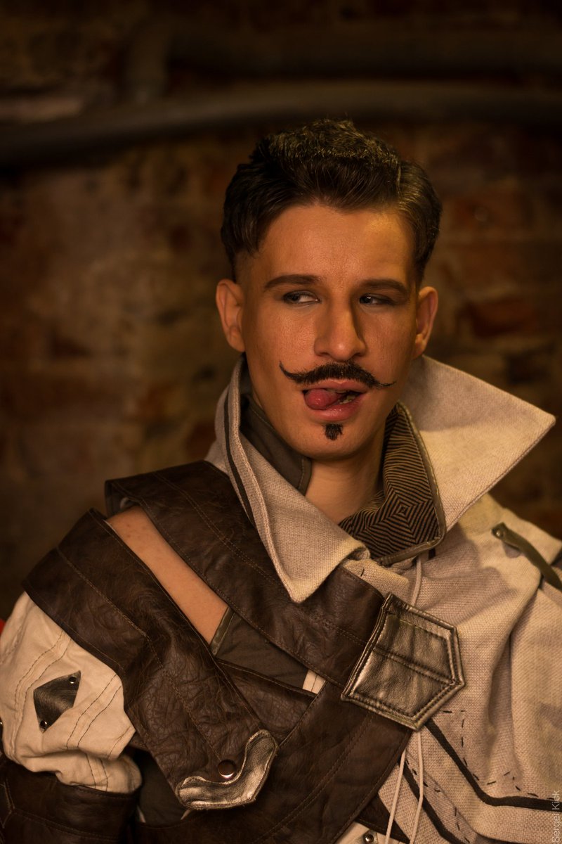 📷 One of the shooting days.

Main characters: Dorian, Aadar.

Full album - facebook.com/pg/DragonAgeUn…
Support us - igg.me/at/DragonAgeUn…

#dragonage #cosplay #UntoldStoriesofThedas