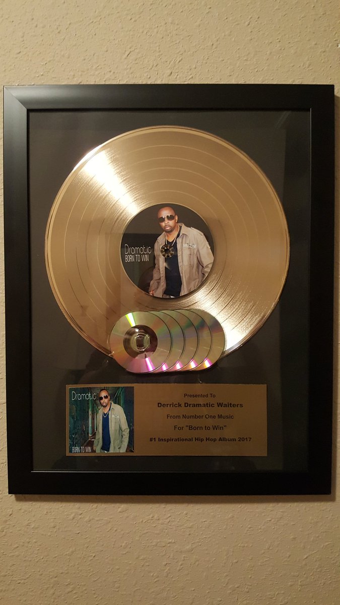 MrDramatic's tweet image. 