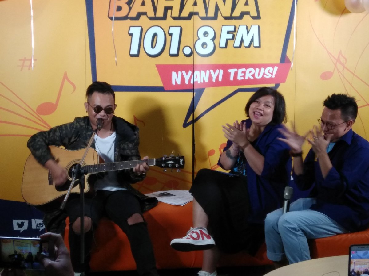Nihh teman bahana penampilan dari <a href="/MarioClau_21/">Mario GKlau</a>..  Asik kan??  Yukk dateng yukkkk #TikaUdjoOnBahanaFm #BahanaBukaPintu  #Ultah35BahanaFm