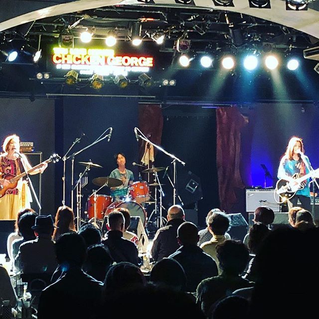 maskey13's tweet photo. 神戸チキンジョージにて、地下道を往く、のライブ。凄く良いステージでした！！ありがとう！！
#チキンジョージ #地下道を往く https://t.co/Azl1nn7GnT