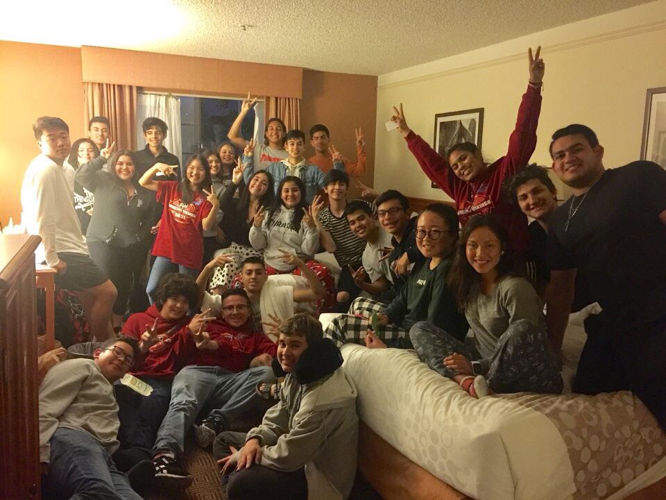 Team5851's tweet photo. Competition Part TWO.... in VEGAS 💛❤️💛 it was a long drive here but we are here and ready to take on the weekend!! GO STRIKING VIKINGS 💯💯 #strikingvikings #2018 #lasvegasregionals #FIRSTpowerup https://t.co/LjUzy6fKYT