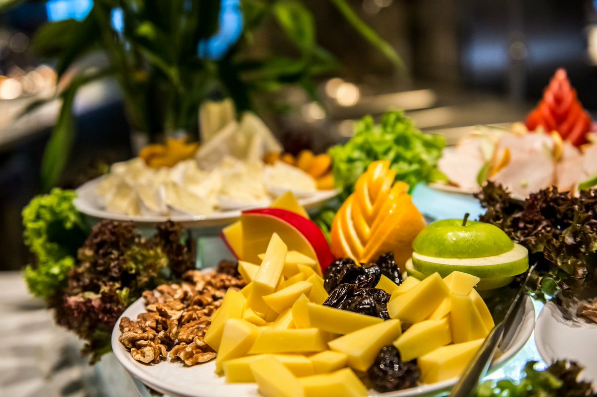 AloftBangkok's tweet photo. So cheesy, yet so fine - Don't forget to fill your energy up with our breakfast choice 🥗🧀 #AloftBangkok #AloftHotels
•
Find out what's happening on our dine &amp; drinks offer here https://t.co/qAoGBNqhL2 😀 #Breakfast #Cheese #Food  #HotelsOffer #Morning #Salad #Healthy https://t.co/GQvQPE94Z6