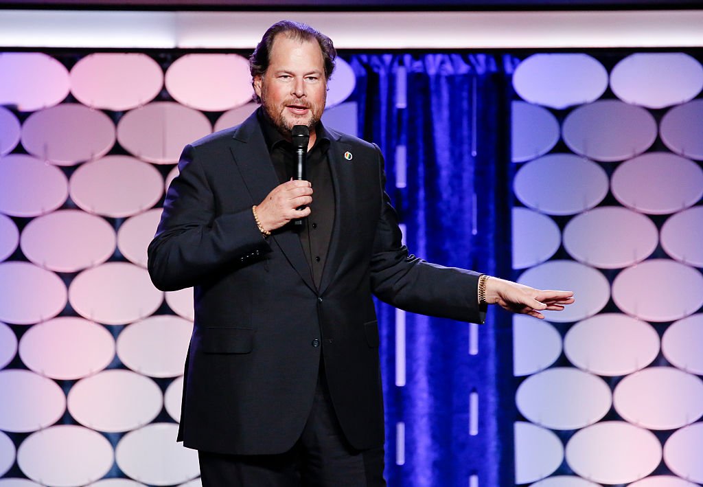 OutdoorHotTub's tweet photo. Salesforce Buys MuleSoft for $6.5 Billion in Expansion Quest https://t.co/iZXbuH48zD https://t.co/XN7WfQmGYx