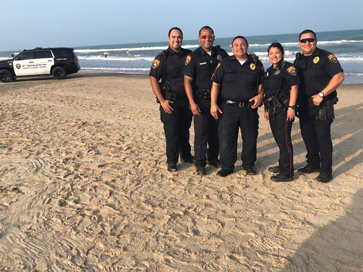 spiperks's tweet photo. Just a few of SPI PD’s finest! Thank you officers for keeping us all safe AND f…... https://t.co/dlsJi3HeqJ