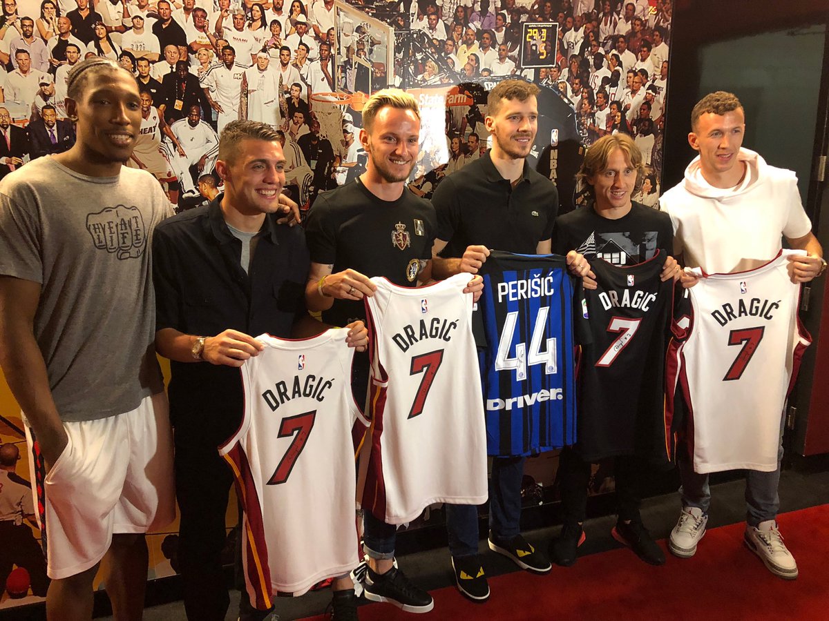 Goran_Dragic's tweet photo. Great meeting you guys!Thanks for coming by to watch us play and good luck tomorrow!! @lukamodric10 @Mateo_Kova23 @ivanrakitic @ivanperisic44 and 😂😂😂@J_Rich1 https://t.co/QoL5jlLTQ3