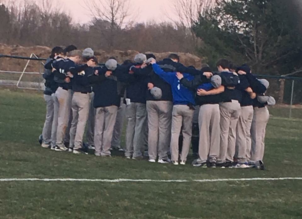 FMCHS_PRINCIPAL's tweet photo. Congrats to FMCHS on the strong win for the 1st game of the season! Way to play Griffins! #FMCHS #GriffinBaseball Thank you Mary for the update! https://t.co/mgl4JRkSld