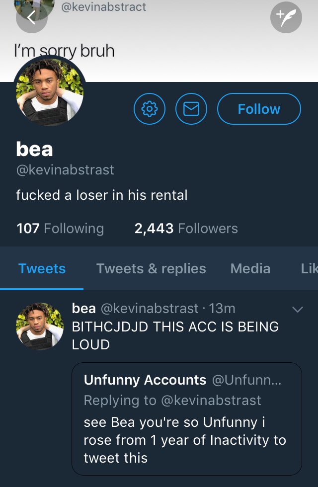 UnfunnyAccount's tweet photo. this b so loud, unfunny, and fat that i have to tweet about her Again 😷 @kevinabstrast https://t.co/iwYHUqFlpI