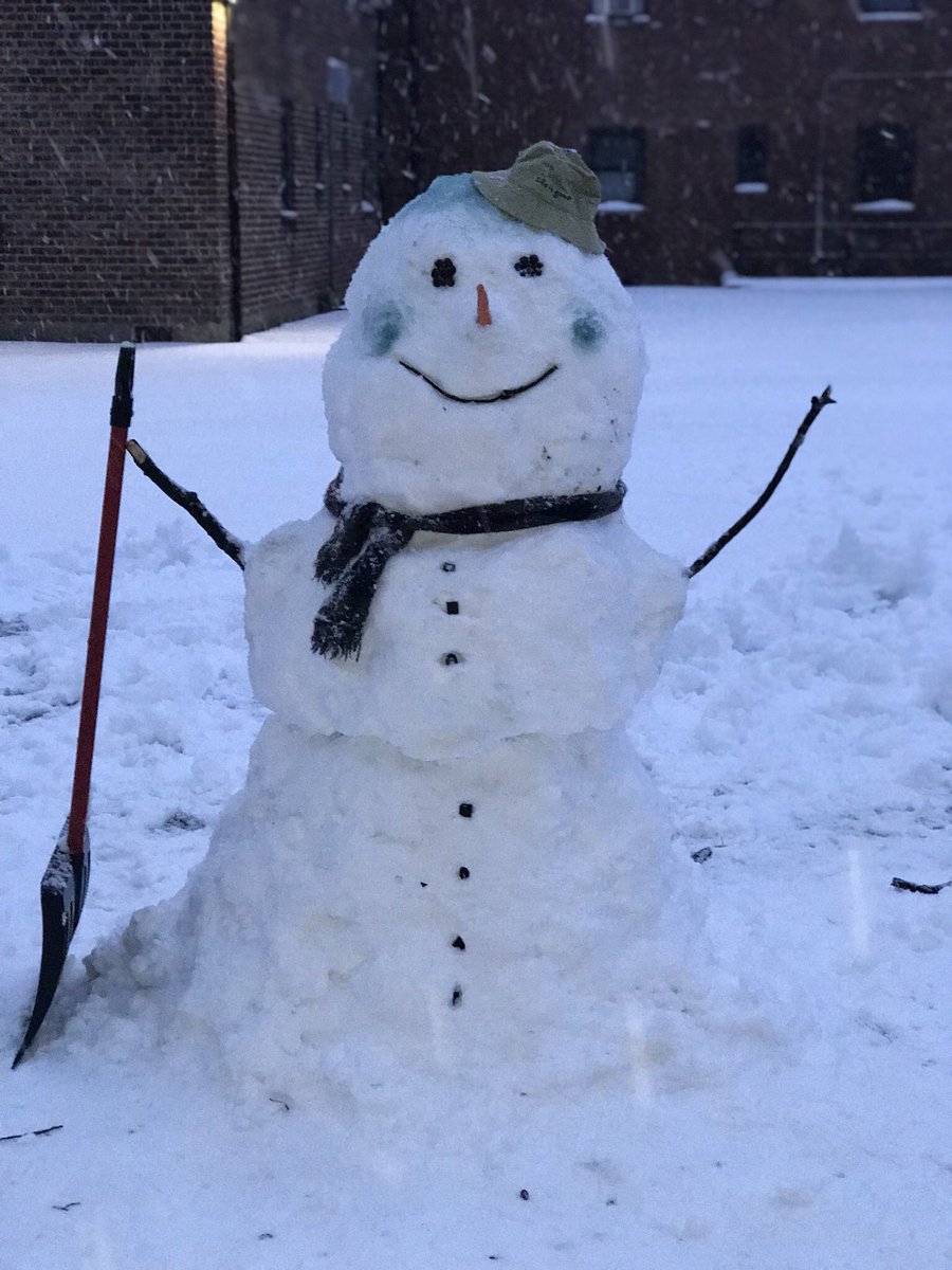 LynLambz's tweet photo. Aaron and Eric from Fresh Meadows Queens built a snowman dubbed Timmy on the first day of Spring! @JohnElliottTV #socialsnowpatrol https://t.co/gtEsO8ffSC