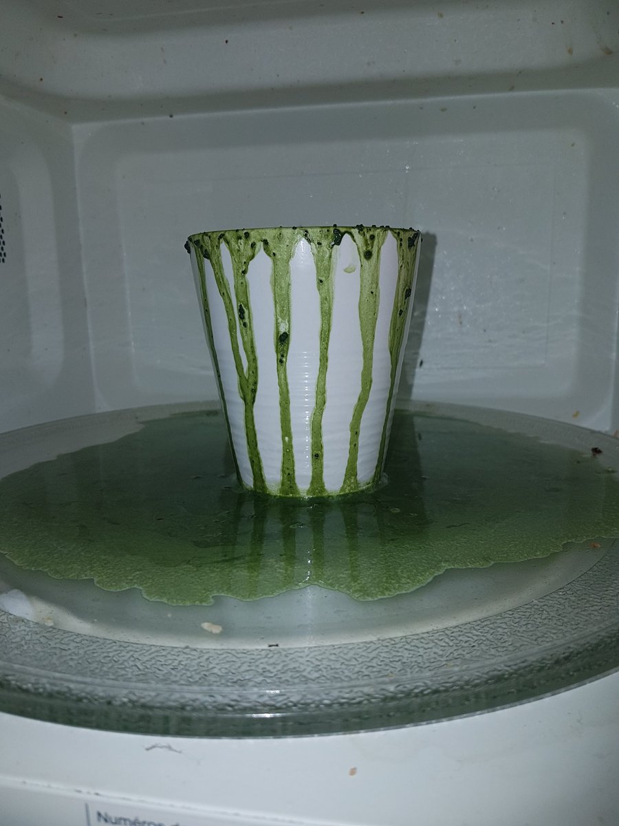 marafetisha's tweet image. Really REALLLY!!!! NOOOO I LOVED YOU!! #matchafail #teafail #MorningJoe #morningfail #matcha #Argh