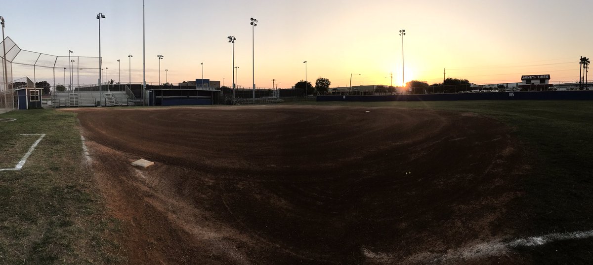Porter_Cowgirls's tweet photo. Getting game ready. Friday Night Lights. Mercedes vs Porter. #ibelieve #porter_cowgirls #lapora #softballlife https://t.co/TBj7fPB9K6