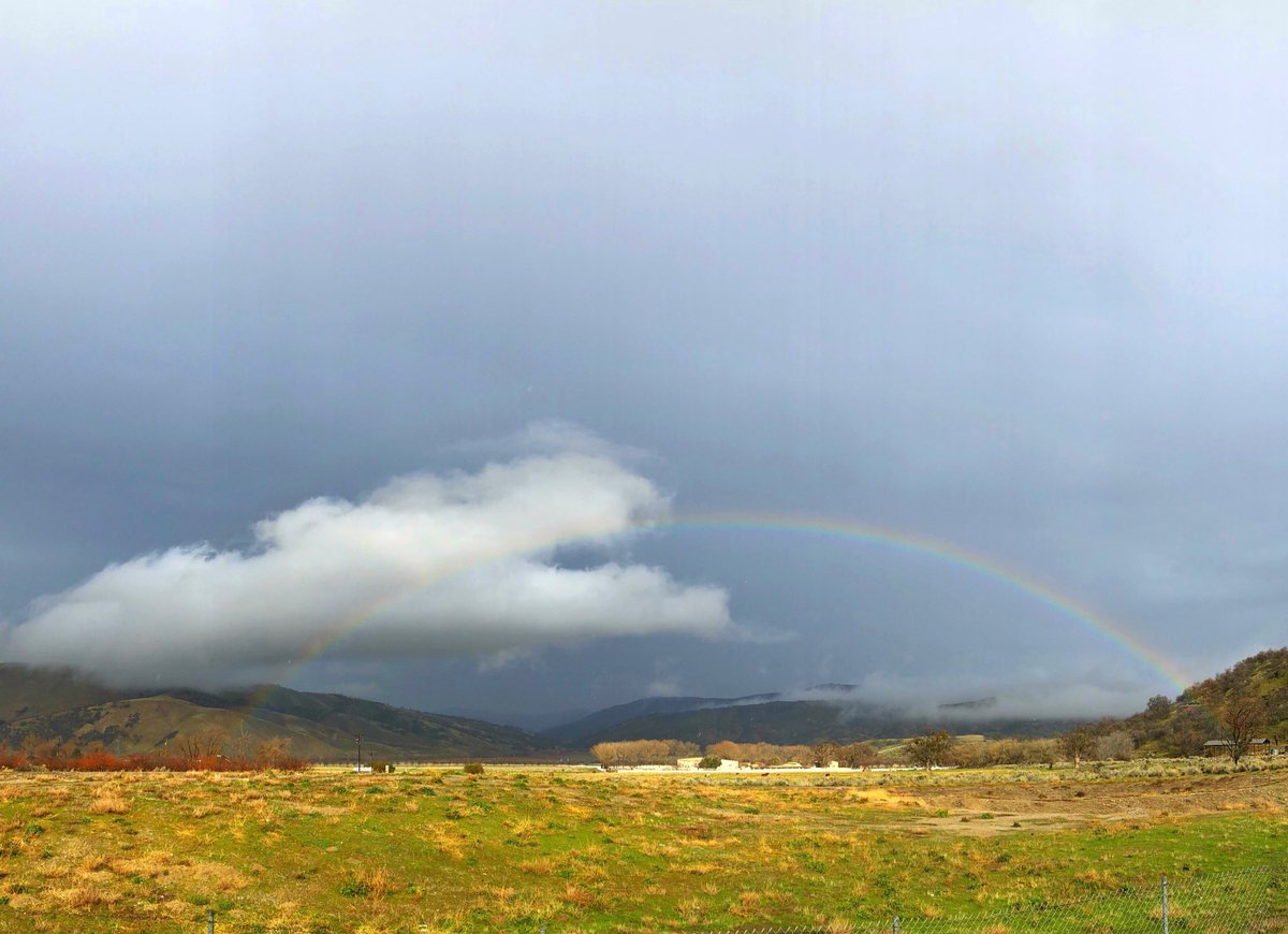jqrz11's tweet image. Only from the heart can you touch the sky.. ~ Rumi

#photography #Kerncounty #Lebec

📷: jq (3-21-18)