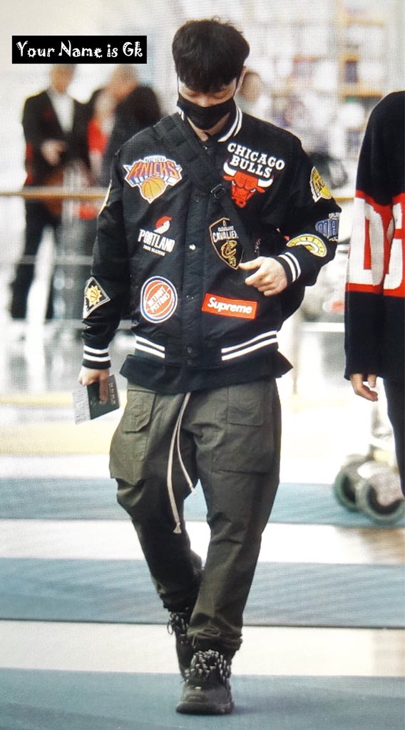 DY3d9O5UQAAstBN.jpg:large