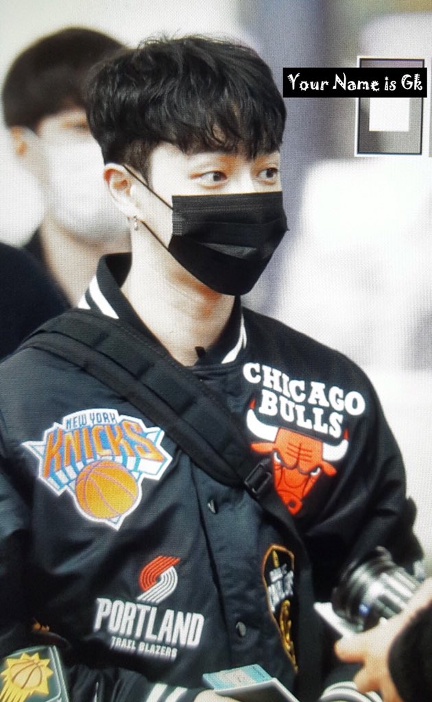 DY3d9OzVAAA4H-Y.jpg:large