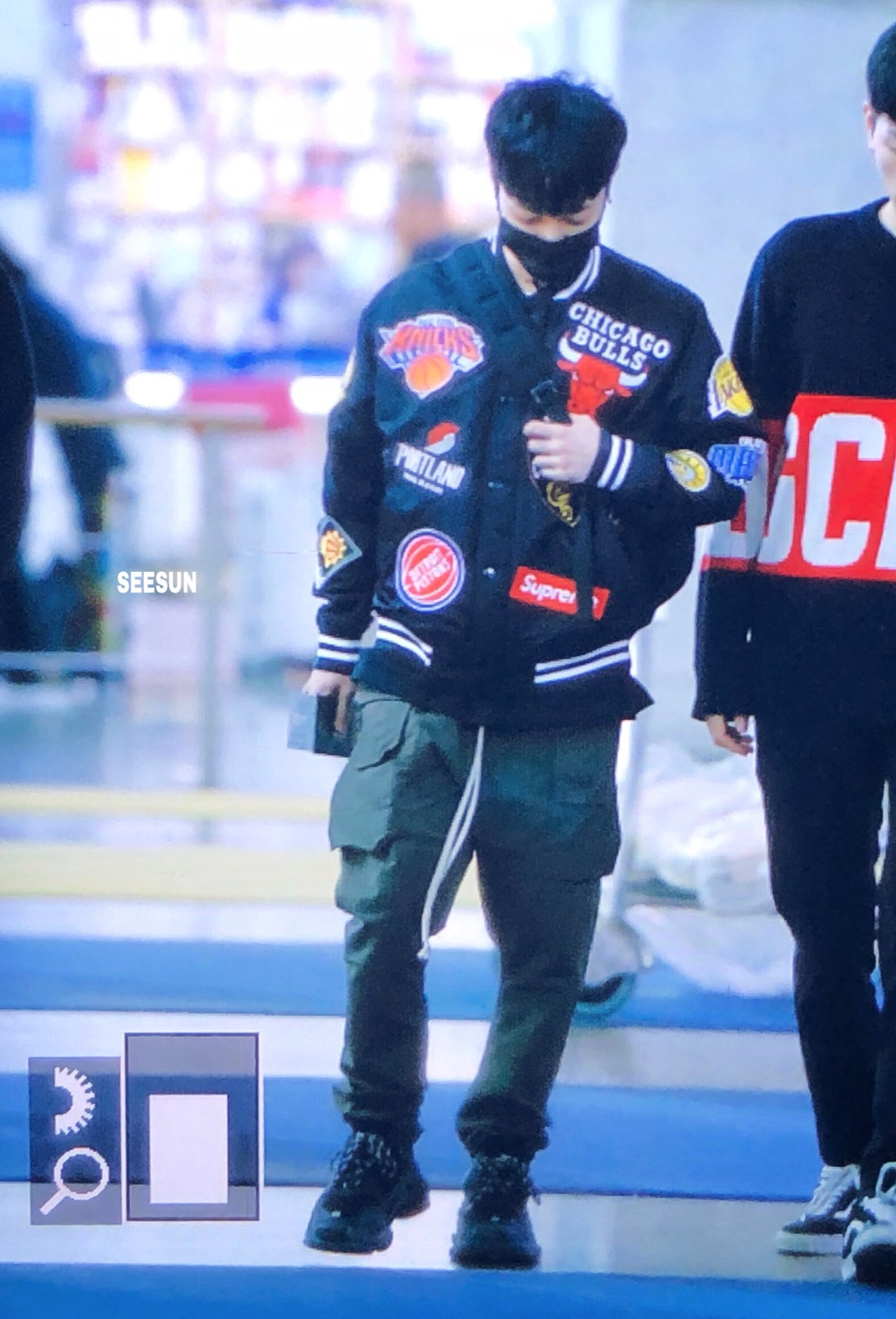 DY3g5nlV4AIYWOt.jpg:large