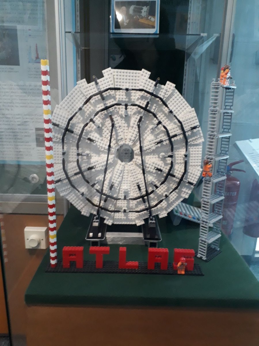 engineeringart's tweet photo. Amazed to see this at the Cavendish Lab.  LEGO made a run of only 10. A scale model of the ATLAS detector.
@ATLASexperiment @engineeringart @UCLHEP @artsciencecsm @Sci_Art https://t.co/fXKOsge5G9